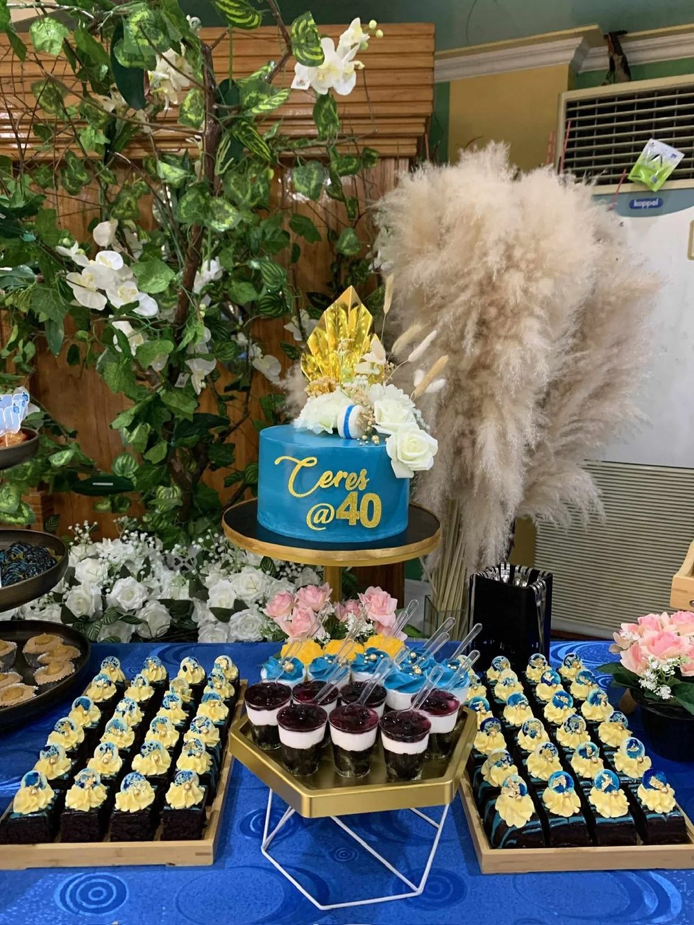 Sweet Corner dessert table